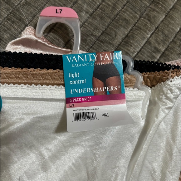 Vanity Fair Radiant Collection Briefs - White, Black, Brown - Picture 2 of 2